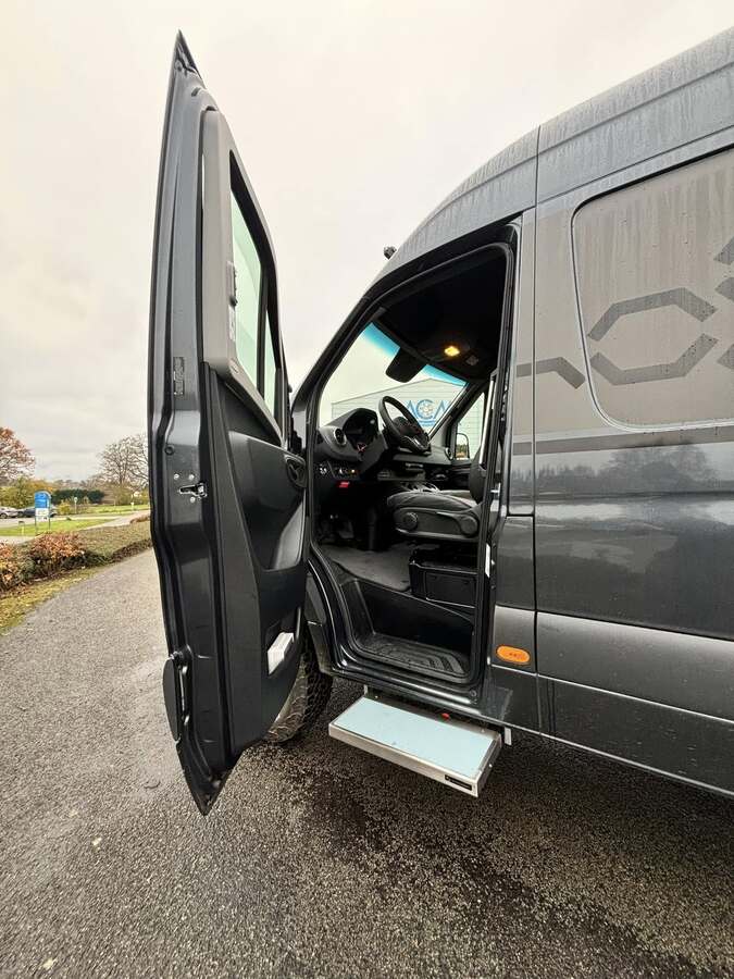 Mercedes-Benz Sprinter - Marche-pied